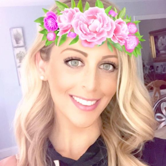 Meet your Posher, Jordyn - Picture 1 of 1